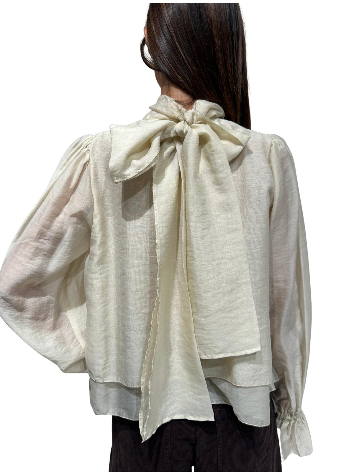 TAC0430 BLUSA ACCOLLATA CON FIOCCO VICOLO